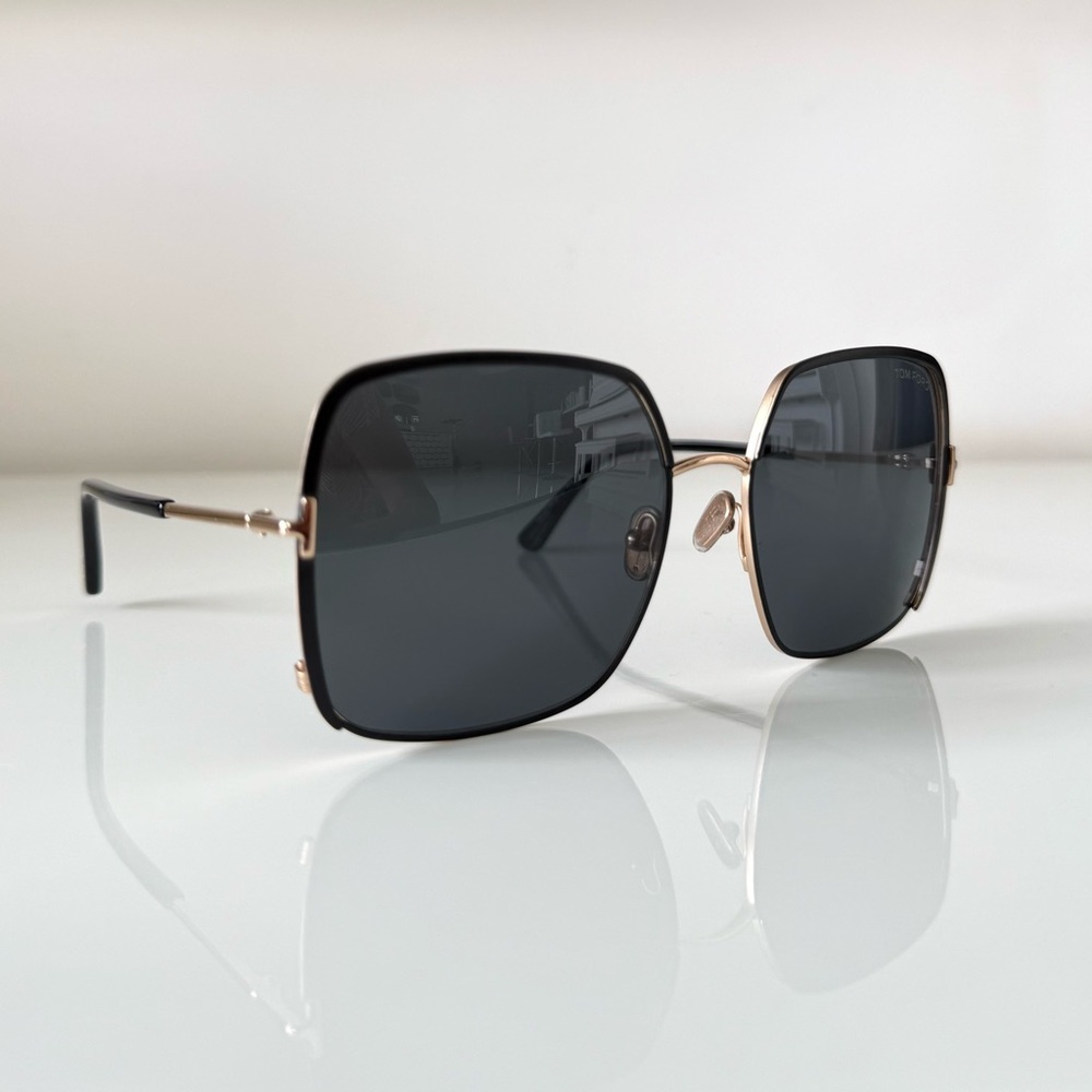 NEW!!! Tom Ford women sunglasses Raphaela TF1006 02A Authentic